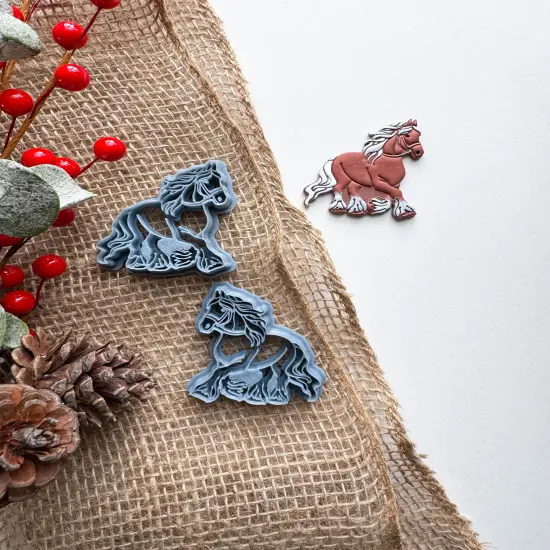CLYDSDALE HORSE | CHRISTMAS | CLAY CUTTERS {1}