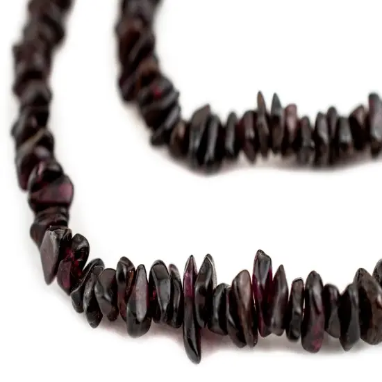 The Bead Chest Garnet Chip Beads (6-8mm) {1}