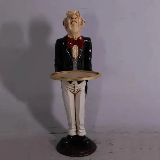 Connoisseur Butler Statue {5}