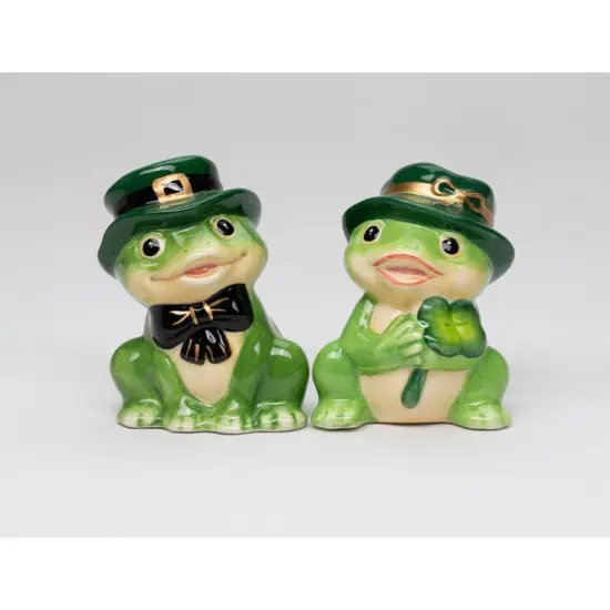 Ceramic St. Patrick Frog Couple Salt and Pepper Shakers, Irish Kitchen Decor, Gift for Her, Frog Lover Gift {2}
