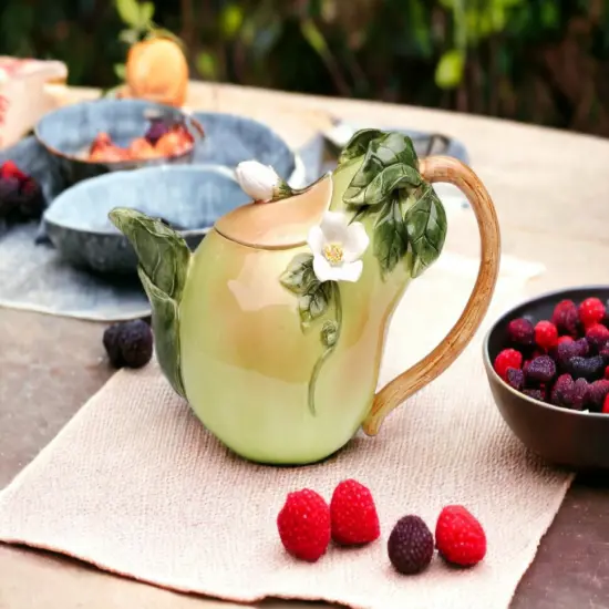 Hand Painted Ceramic Pear Teapot, Gift for Her, Gift for Mom, Tea Party D&eacute;cor, Caf&eacute; D&eacute;cor, Farmhouse Kitchen D&eacute;cor {1}