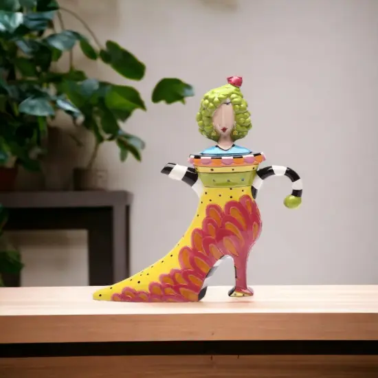 Ceramic Blonde Lady above High Heel Shoe Teapot, Gift for Her, Gift for Mom, Kitchen D&eacute;cor, Tea Party D&eacute;cor, Caf&eacute; D&eacute;cor, Kitchen Decor {2}