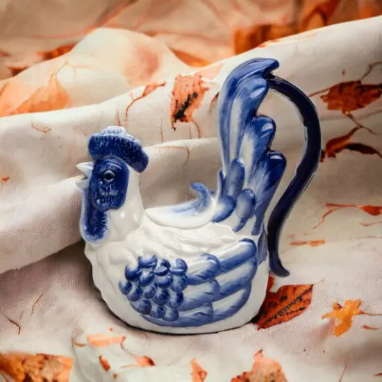 Ceramic Blue and White Rooster Teapot, Gift for Her, Gift for Mom, Tea Party D&eacute;cor, Caf&eacute; D&eacute;cor, Fall Thanksgiving D&eacute;cor, Farmhouse D&eacute;cor {1}
