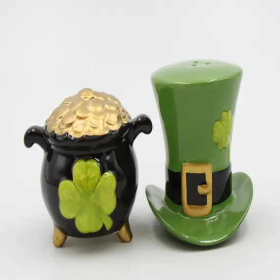 Ceramic Irish Top Hat and Pot of Gold Salt and Pepper Shakers, Gift for Her, Gift for Mom, Kitchen D&eacute;cor, Irish Saint Patrick&rsquo;s Day D&eacute;cor {3}