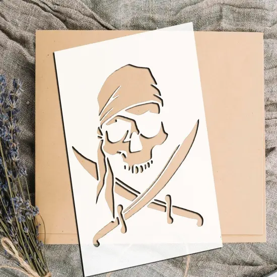 Pirate Skull Stencil(Plastic) {3}