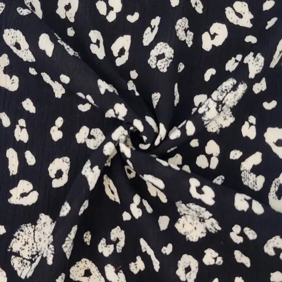 1 Yard Rayon Crinkle Polar Night Woven Fabric Lightweight 50/52&rdquo; Wide 100% Rayon {3}