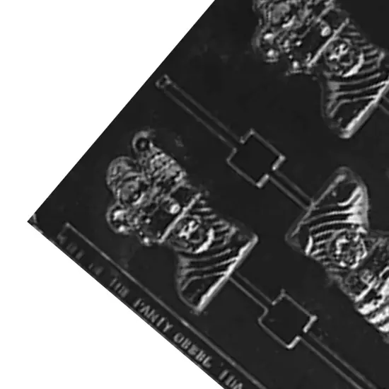 Stuffed Stocking Pop Chocolate Mold for Festive Holiday Treats {4}