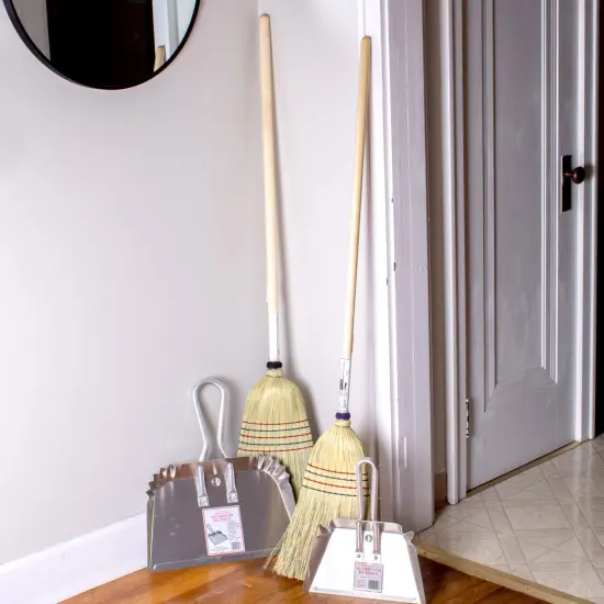 Amaroq Aluminum Stays-Flat Dustpan Lightweight Rust-Proof Aluminum Large 16" Wide {6}