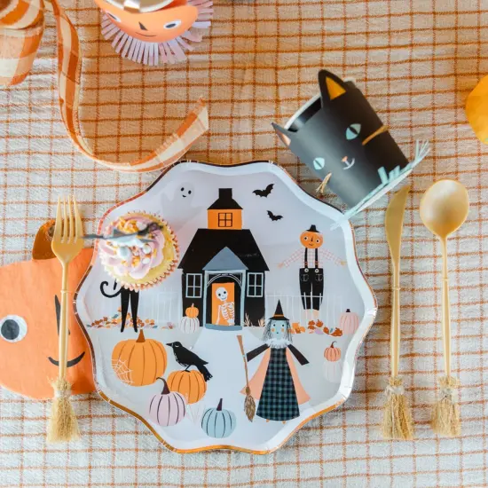 WITCH'S BROOM HALLOWEEN CUTLERY SET {2}