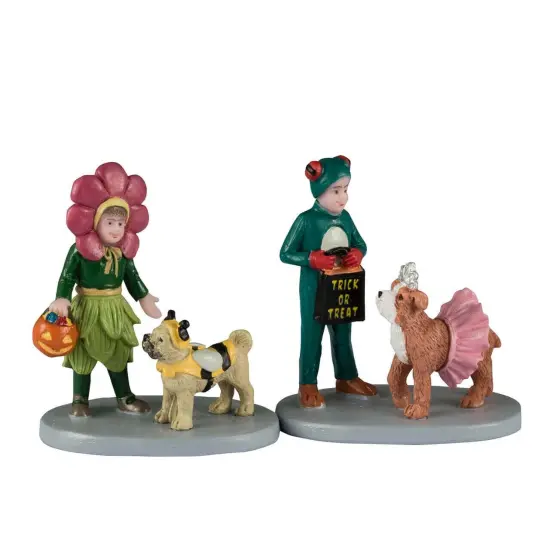 Lemax Spooky Town Halloween Village Accessory Costumed Companions Set of 2 Trick or Treaters {1}