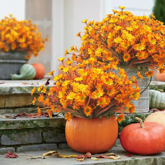 10 Bundles Artificial Flowers {4}