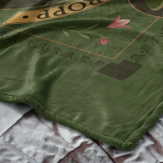 Universal Wicked Silk Touch Throw Blanket Elphaba Thropp {5}