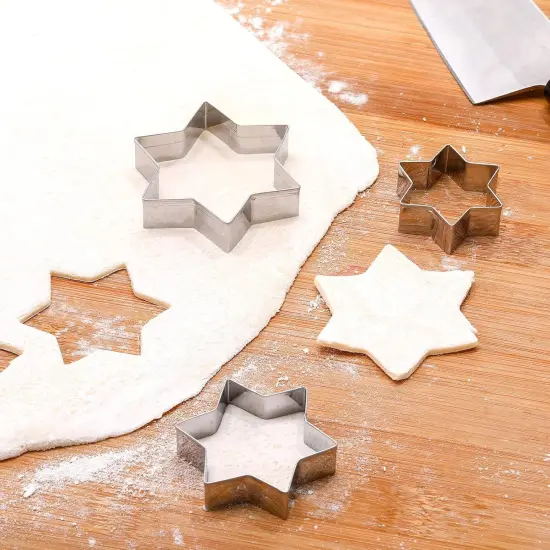 Metal Cookie Cutter Set 108 Piece {4}