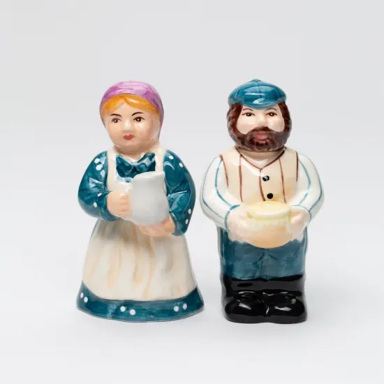 Ceramic Jewish Farmers Salt and Pepper Shakers, Hanukkah Decor, Hanukkah Gift, Jewish Home Decor {2}