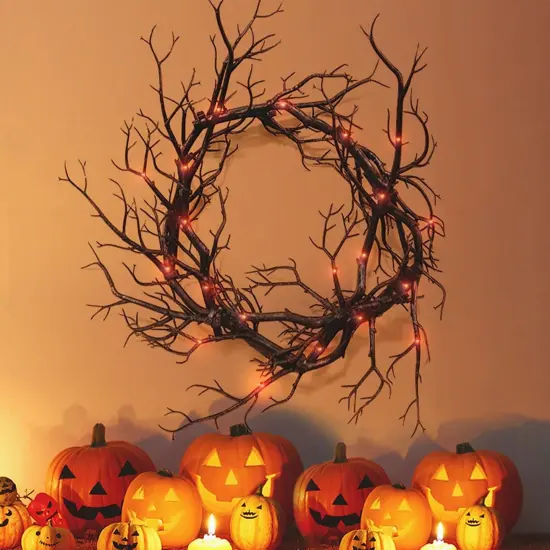 Halloween Black Branch Wreath Signs with Red Light {4}