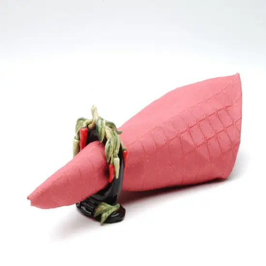 Ceramic Chili Pepper Napkin Rings-Set of 4, Home D&eacute;cor, Gift for Her, Gift for Mom, Kitchen D&eacute;cor, Farmhouse D&eacute;cor {3}