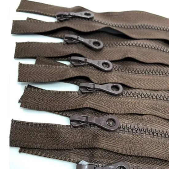 Deep Brown Molded Plastic Zipper D4 18 Inches Open Bottom Separating {4}
