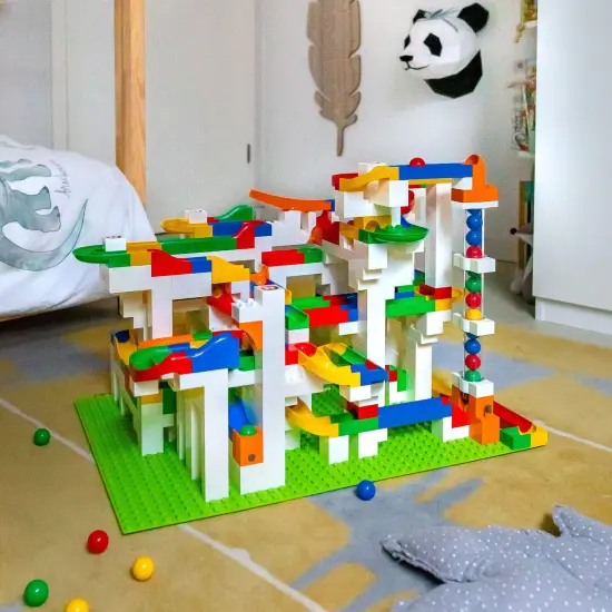 ubelino Mega Marble Run 585-Piece Building Set, STEM Toys for 4-8 Year Olds, Compatible Marble Maze and Ball Run, Made in Germany Multicolor {3}