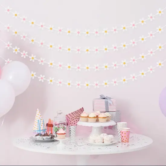 4Pcs Summer Daisy Groovy Boho Garland Felt Artificial White Flower Vines {4}