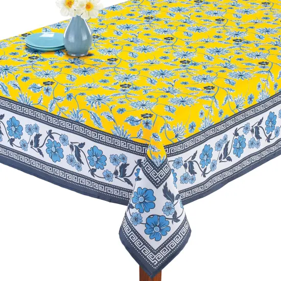 Collections Etc Floral Country Tablecloth {2}