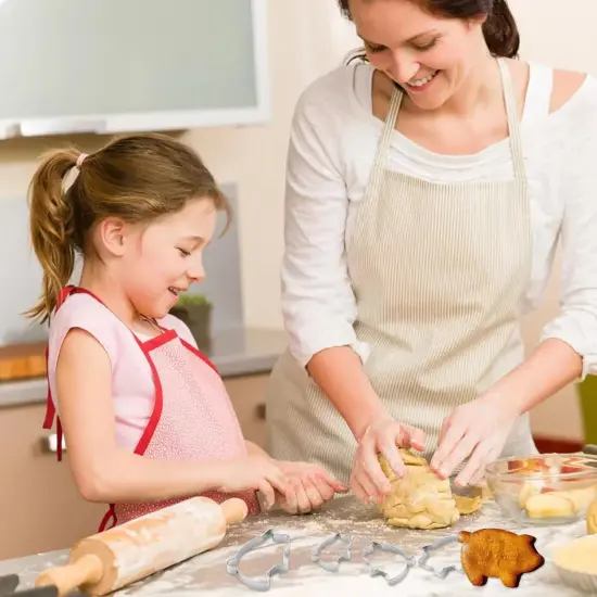 Concha Cutter Mexican Bread Mold 4.1in with 5 Sizes Pig Cookie Cutter Stainless Steel Concha Stamp Two Sided Mold for Baking Cookies, Cortador De Conchas De Pan Mexicano {4}