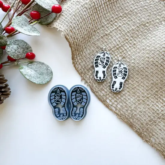 SANTA CLAUS BOOTS IN SNOW | CHRISTMAS 2024 | CLAY CUTTER {1}