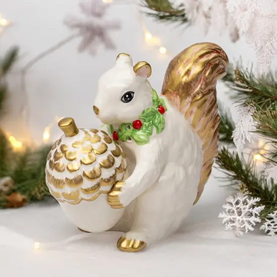 Ceramic Squirrel With Acorn Ceramic Salt And Pepper Shakers, Christmas Decor, Thanksgiving Decor, Gift for Mom {2}