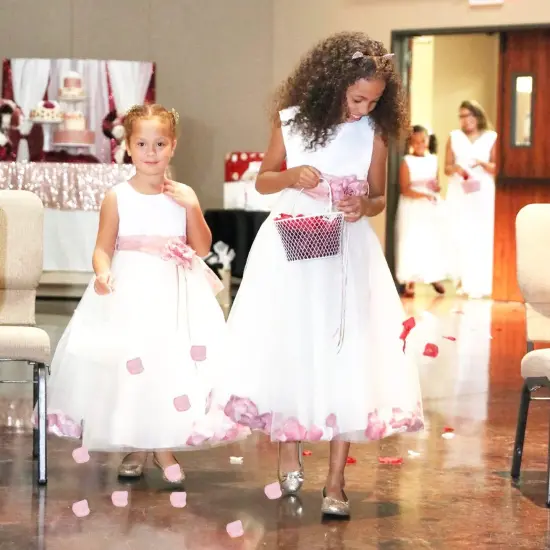 1000PCS Artificial Rose Petals Fake Silk Flower Petals Romantic Decorations Table Walkway Bed Arrangement for Wedding {4}