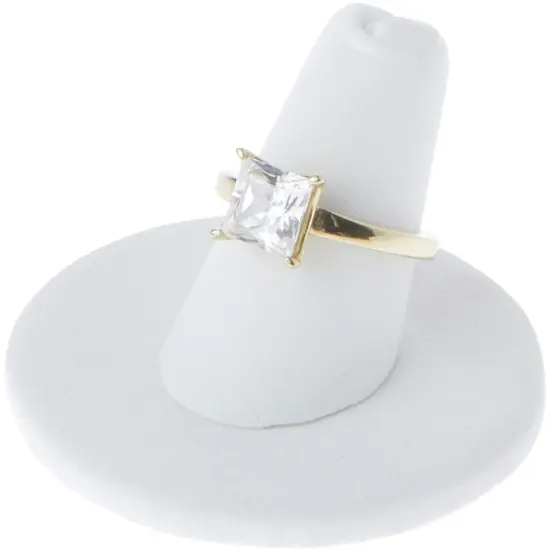 Plymor White Faux Leather Ring Finger Display, Single on Round Base, 2" W x 2" D x 1.25" H {3}