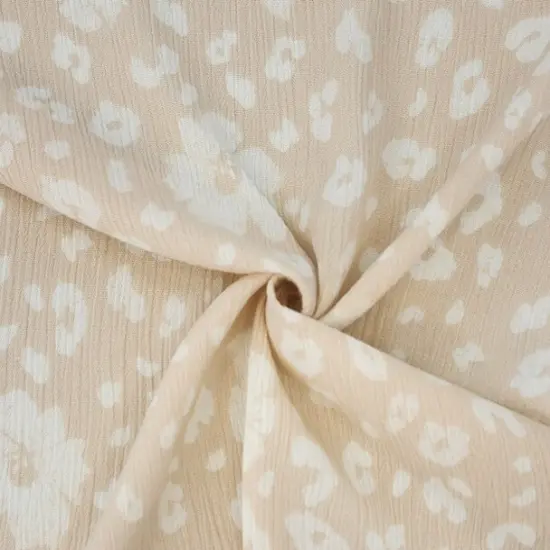 1 Yard Butter Cream Rayon Crinkle Apparel Fabric 50/52 inches Width {1}
