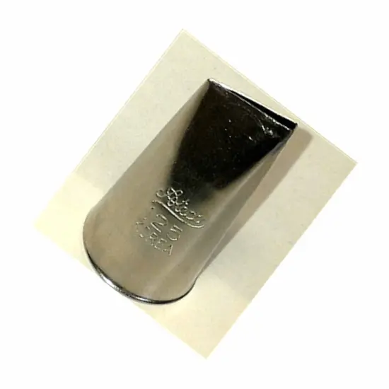 Ateco Petal Decorating Tip {3}