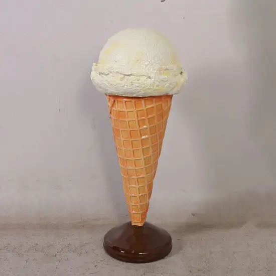 One Scoop Vanilla Ice Cream Over Sized Statue {6}