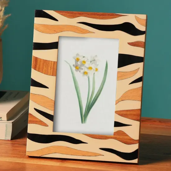 Wave Inlay Photo Frame (Ivory & Black) {5}