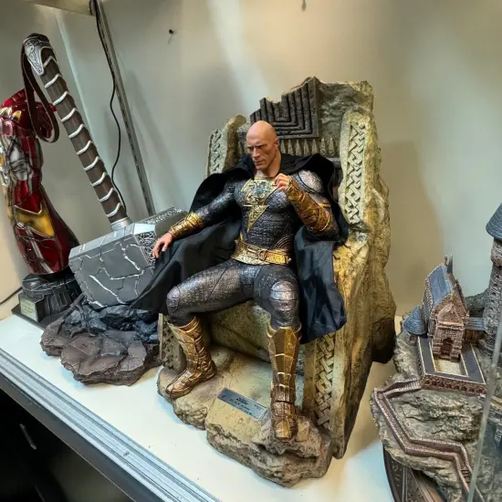 Black Adam Master CraftTable Top Statue {5}