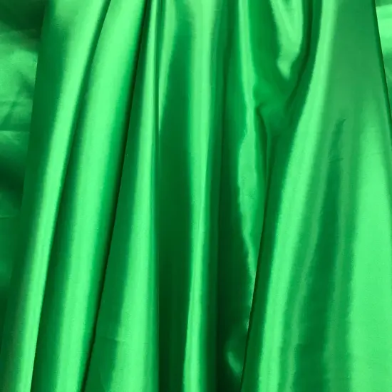 1 Yard Kelly Green Medium Sheen Satin Fabric 100% Polyester Lightweight 58&Prime;-60&Prime; Wide {2}