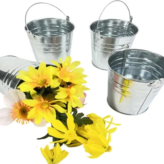 4 Metal Buckets {1}