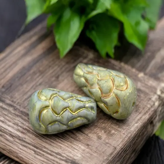 *6* 25x12mm Alabaster Green Moss Mermaid Scale Large Drop Beads {1}