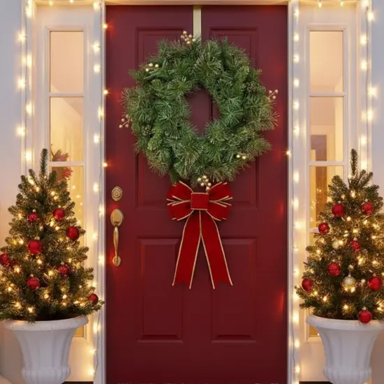 Northlight Mixed Pine and Glittered Berry Artificial Christmas Wreath - 24-Inch, Unlit Green {3}
