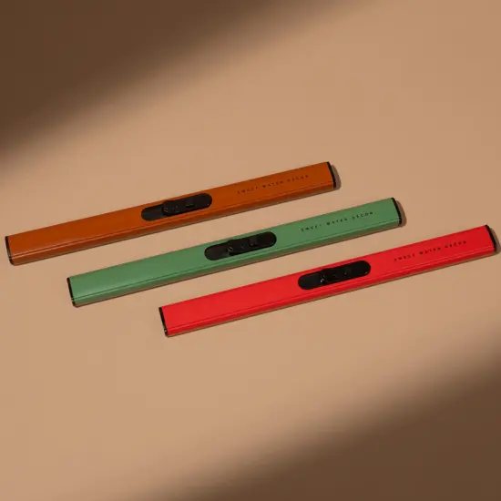 RED ELECTRIC LIGHTER {4}