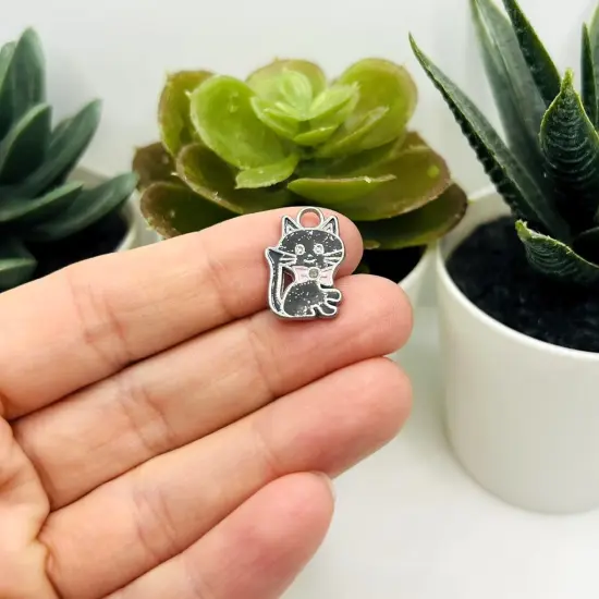 4, 20 or 50 Pieces: Black Enamel Glitter Cat Charms {2}