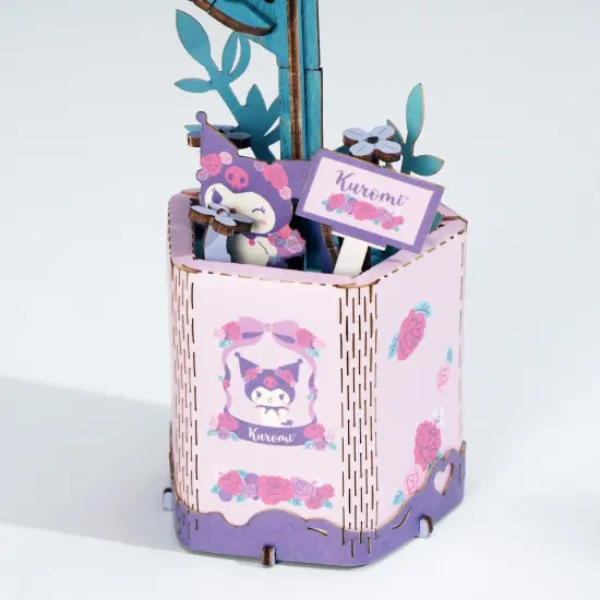 Hello Kitty&reg; and Friends Kuromi Lilac - 3D Wooden Flower Puzzle {4}