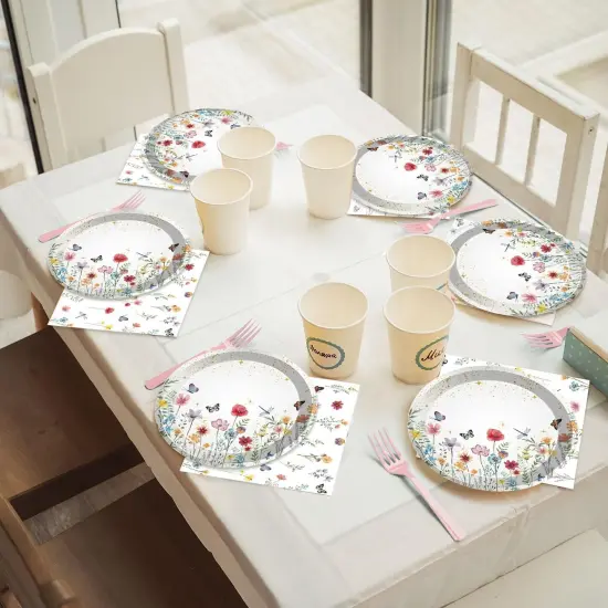 96 Pcs - Baby Shower Disposable Paper Plates and Napkins {4}