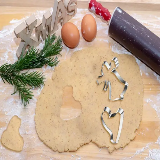 Christmas Cookie Cutters, 6 Pcs Winter Holiday Cookie Cutter Set {3}