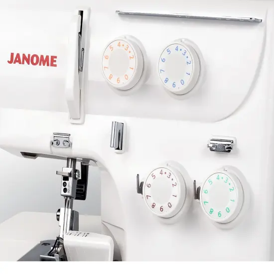 Janome 8002D Serger Machine {4}