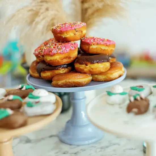 LARGE WEDGEWOOD BLUE MELAMINE CAKE STAND {2}