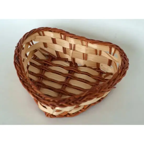 Two-Tone Bamboo Heart Shaped Baskets 7.875" x 6.875" x 2.25" {4}