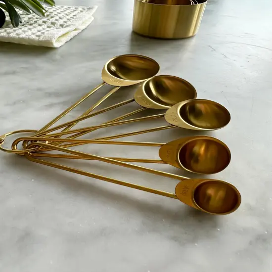 Solid Gold Measuring Cups & Spoons Set of 8 &ndash; Elegant & Functional {3}