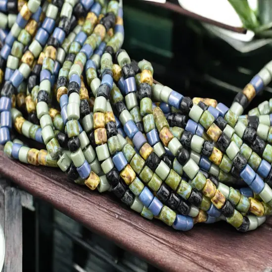 6/0 Aged Denim Turquoise Picasso Tube Seed Bead Mix (20" Strand) {2}