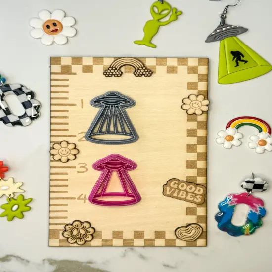 UFO Spaceship Clay Cutters {5}