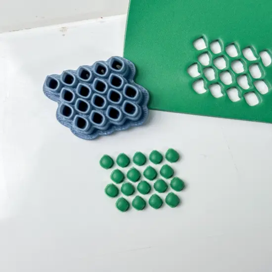 MICRO PETAL CLUSTER CLAY CUTTER {2}